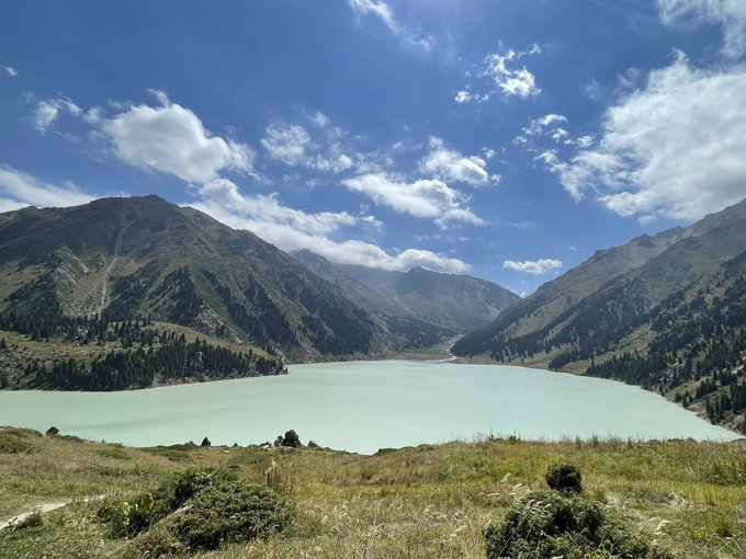 【世界一周】カザフスタンに寄ってビックアルマトイ湖でトレッキング！