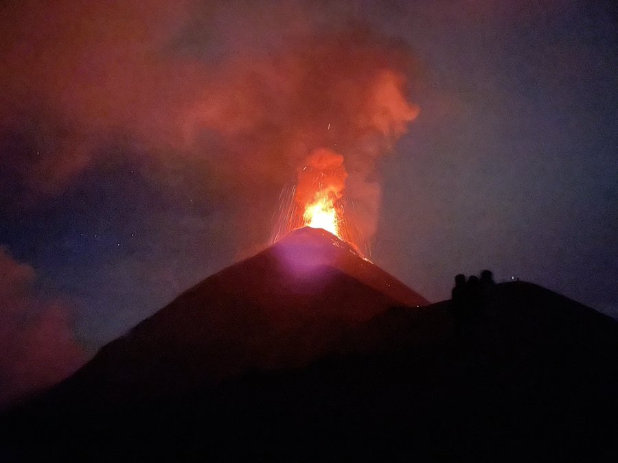 アカテナンゴ登山